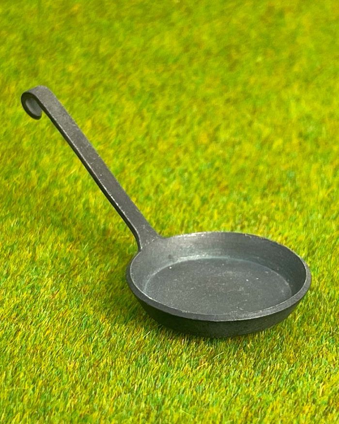 REAL MINIATURE CAMP – フライパン