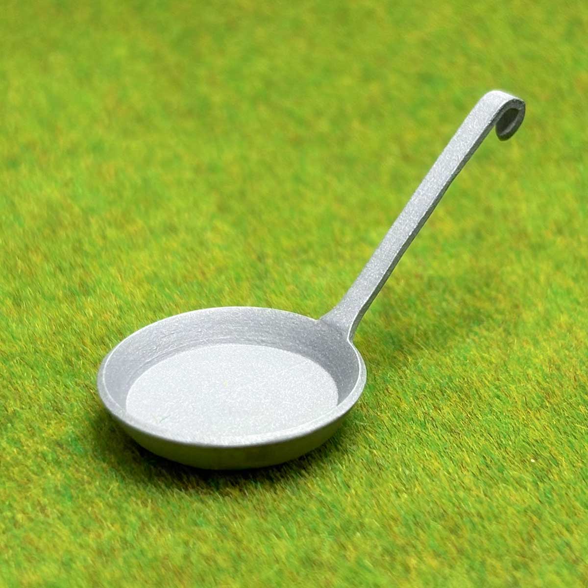 REAL MINIATURE CAMP – フライパン